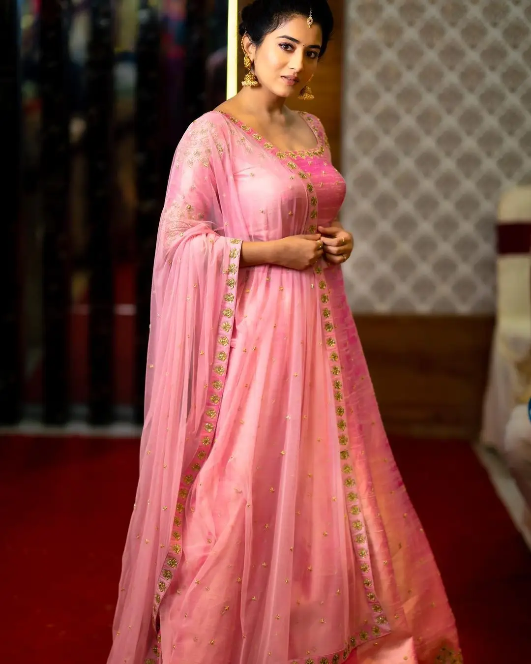 Telugu Girl Rashi Singh Stills in Pink Lehenga Choli